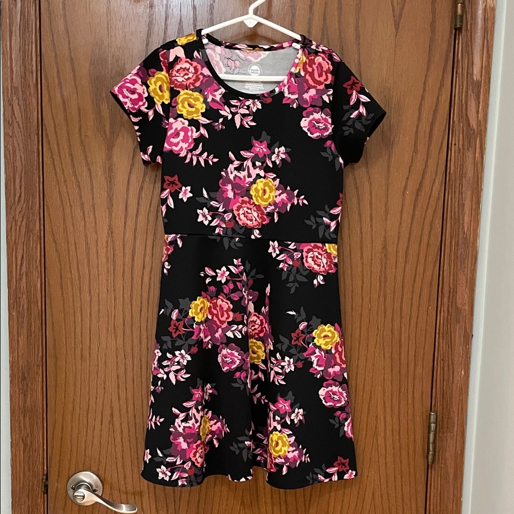 WONDER NATION Black Floral Short Sleeve Fit-and-Flare Dress Pink & Yellow Roses